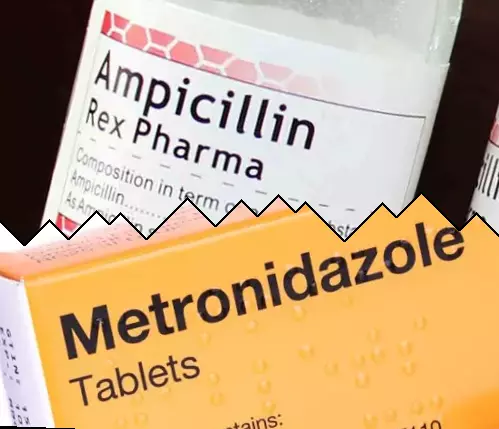 Ampicilina vs Metronidazol